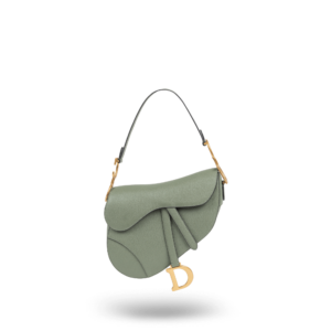 Un sac à main vert avec du matériel doré de la marque Dior.